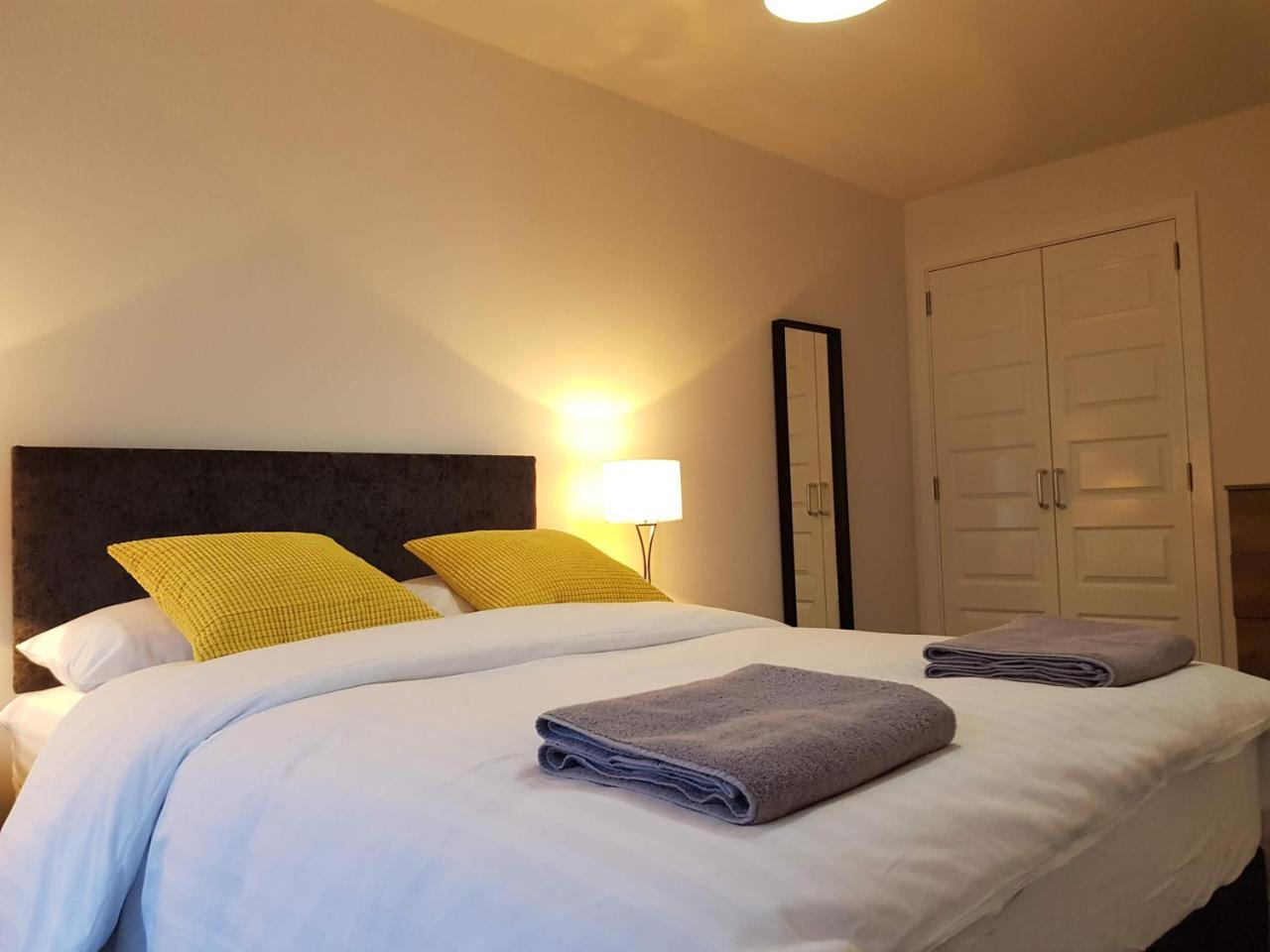 9 Royal View Apartment สเตอร์ลิง ภายนอก รูปภาพ